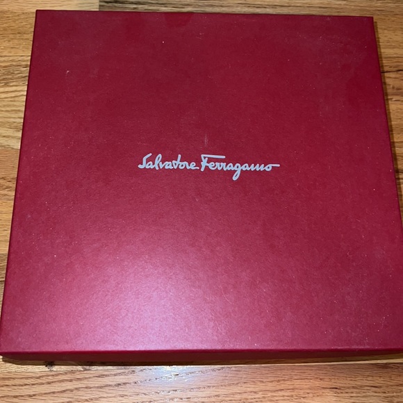 SALVATORE FERRAGAMO HIGH TOP SNEAKERS 🔥 - Picture 3 of 9